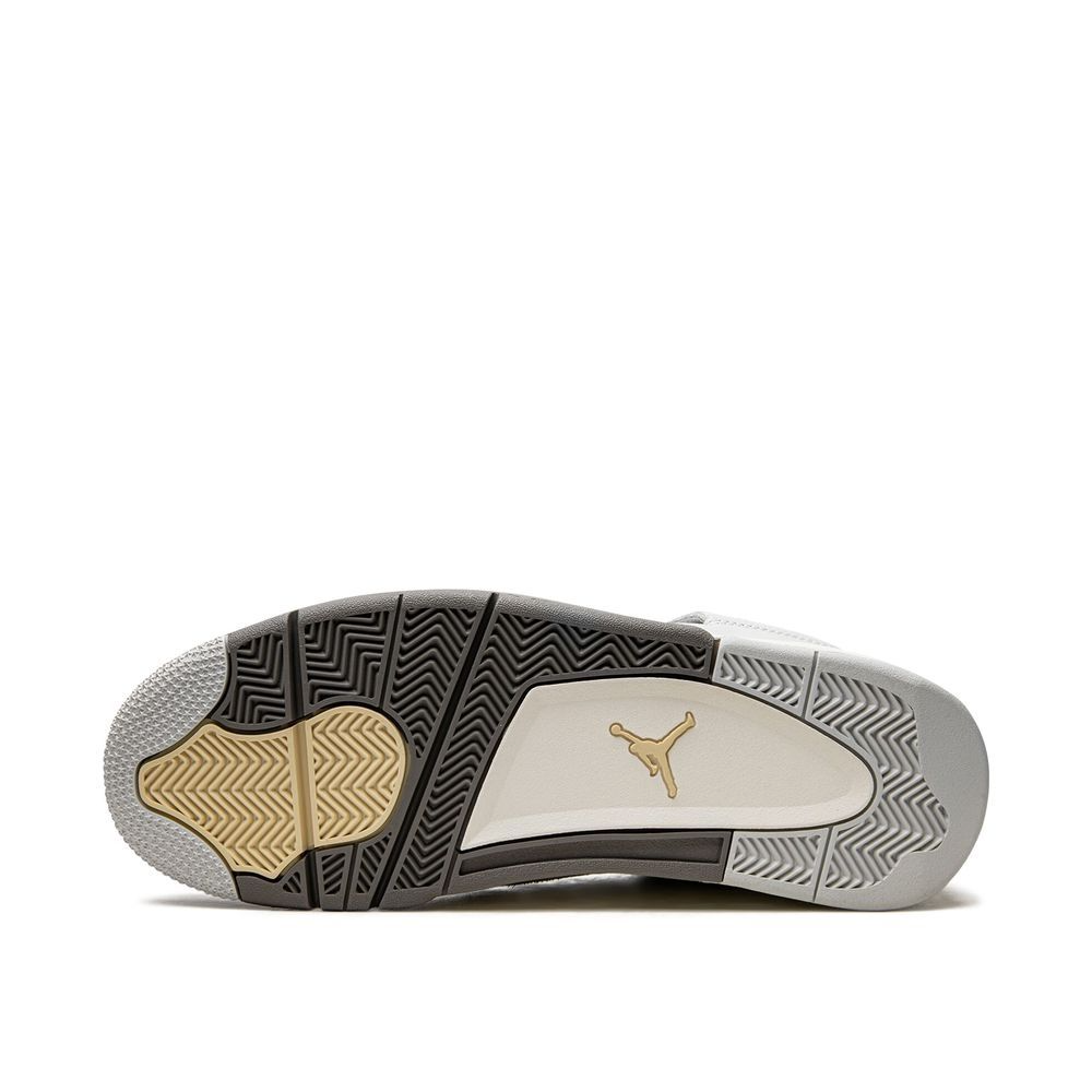 Jordan 4 Retro SE Craft Photon Dust