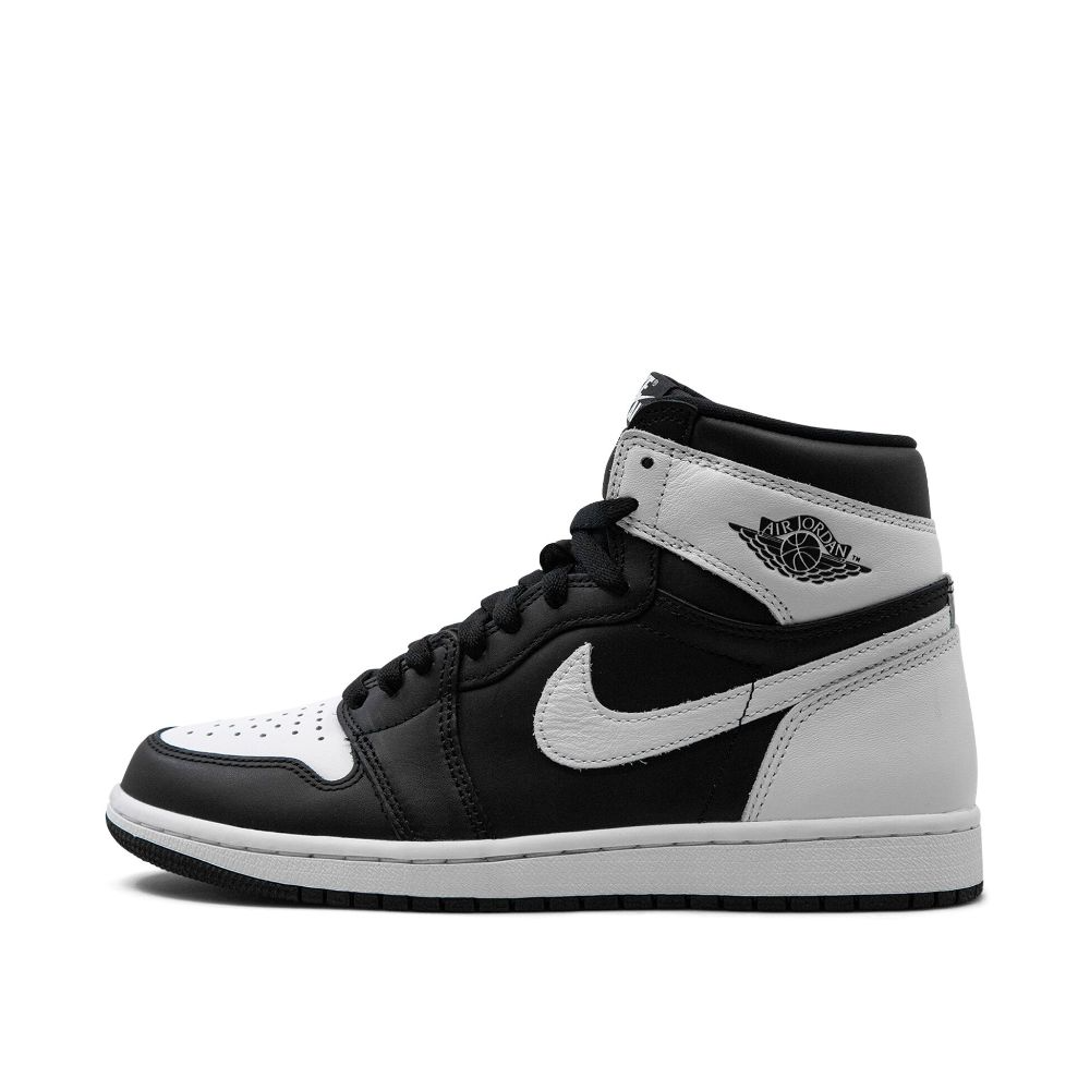 Jordan 1 Retro High OG Black White
