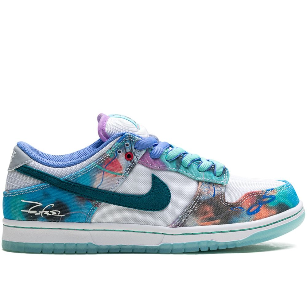 Nike SB Dunk Low Futura Laboratories