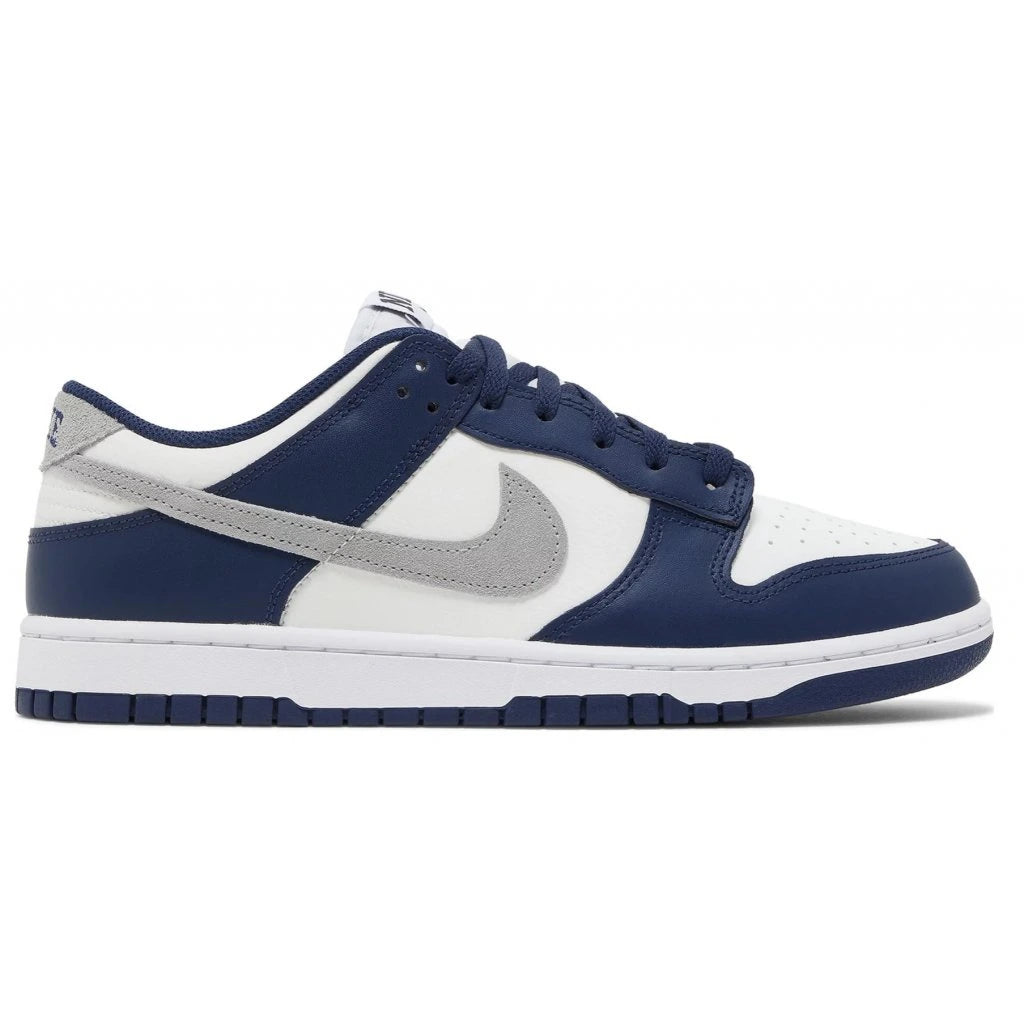 Nike Dunk Low Summit White Midnight Navy