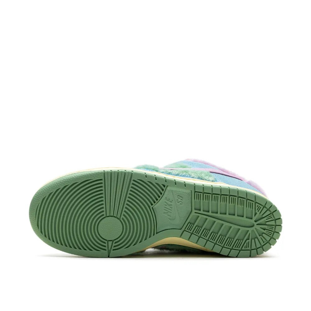 Nike SB Dunk Low Verdy Visty