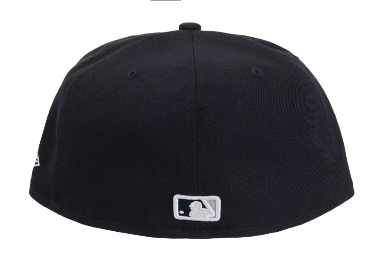 Supreme MLB Teams New York Box Logo New Era 59Fifty Fitted Cap Navy