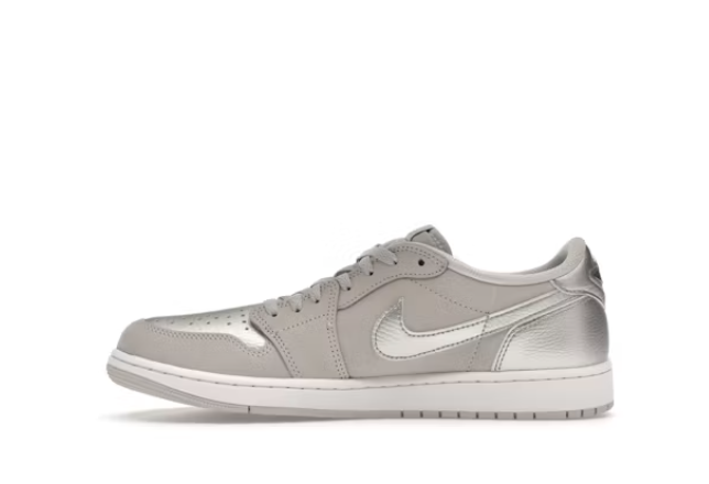 Jordan 1 Low OG Metallic Silver