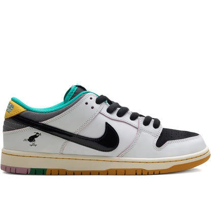 Nike SB Dunk Low CSEF