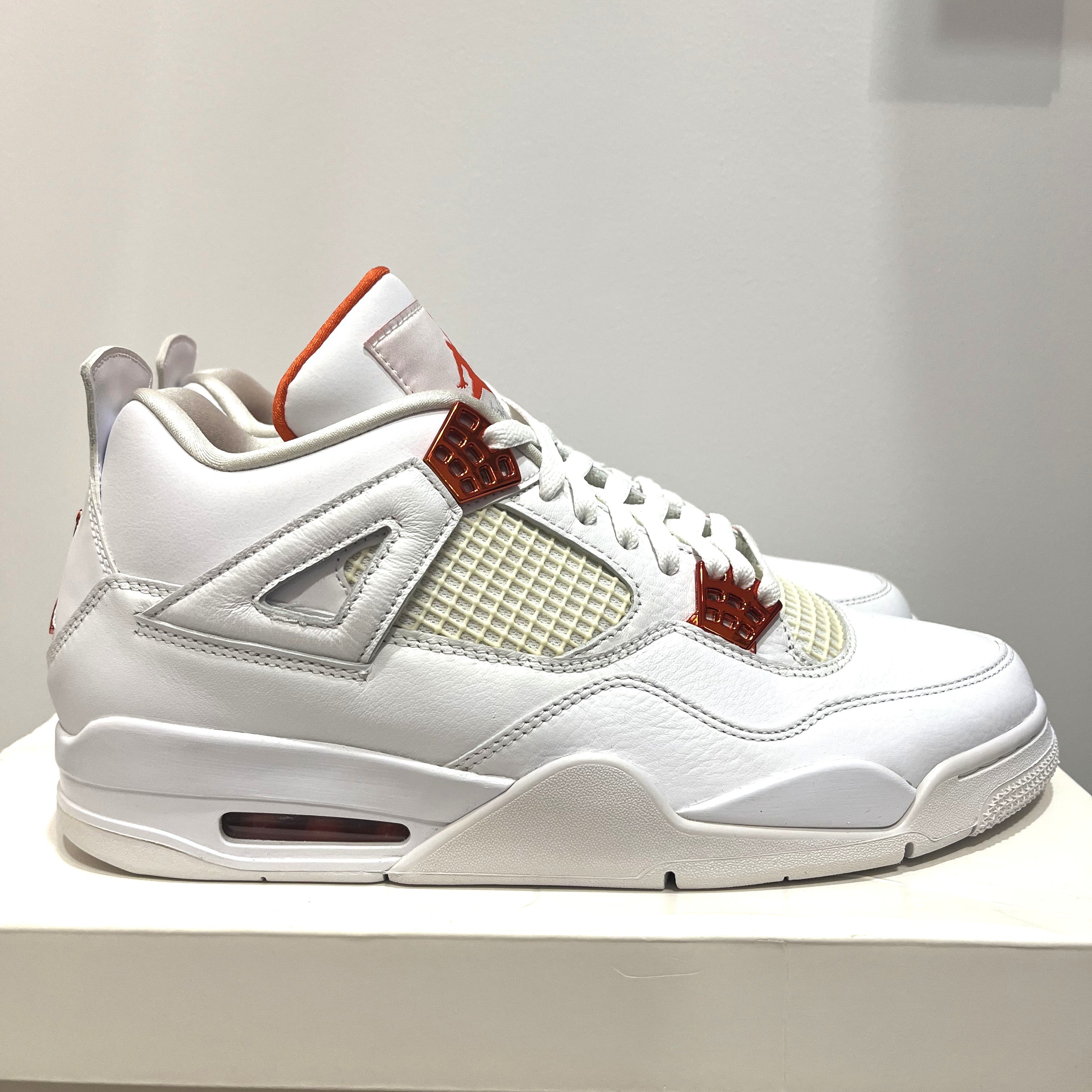 Jordan 4 Retro Metallic Orange